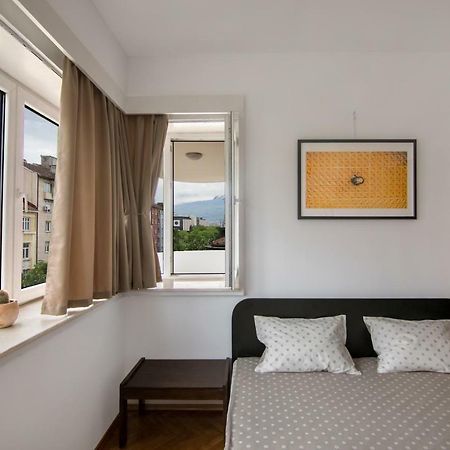 Design Apartment In Sofia Top City Center Esterno foto