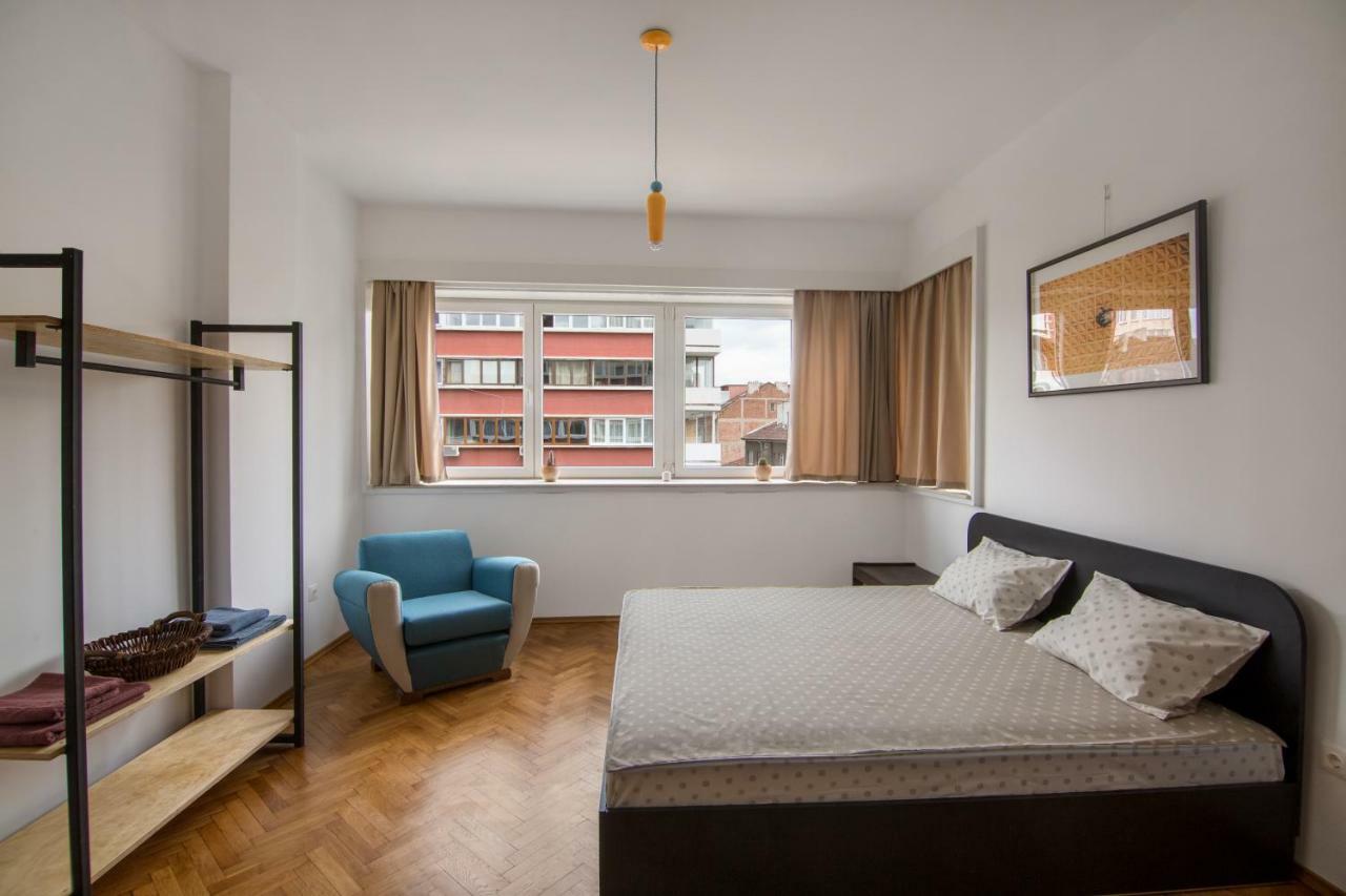 Design Apartment In Sofia Top City Center Esterno foto